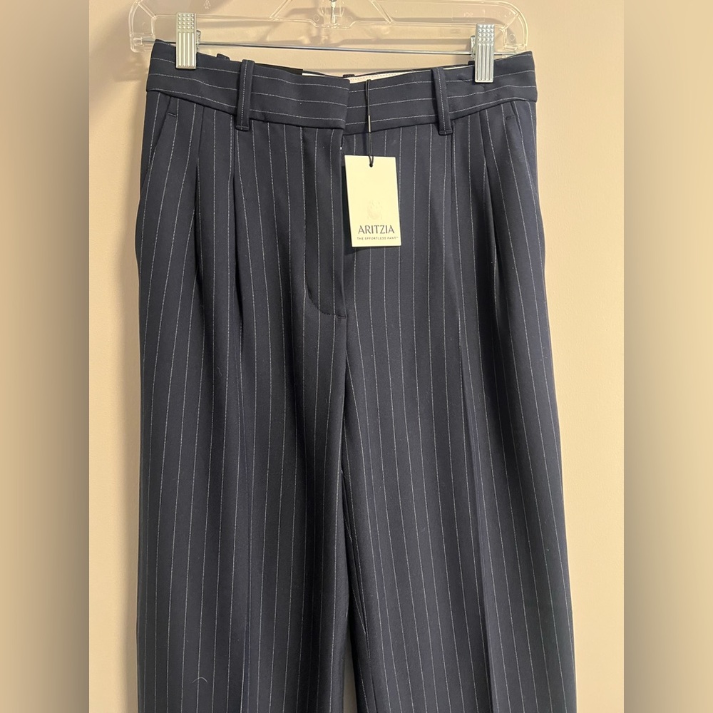 Aritzia - The Effortless Pant - 2 Regular